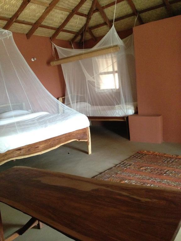 Nemasu Eco-Lodge Gunjur 客房 照片